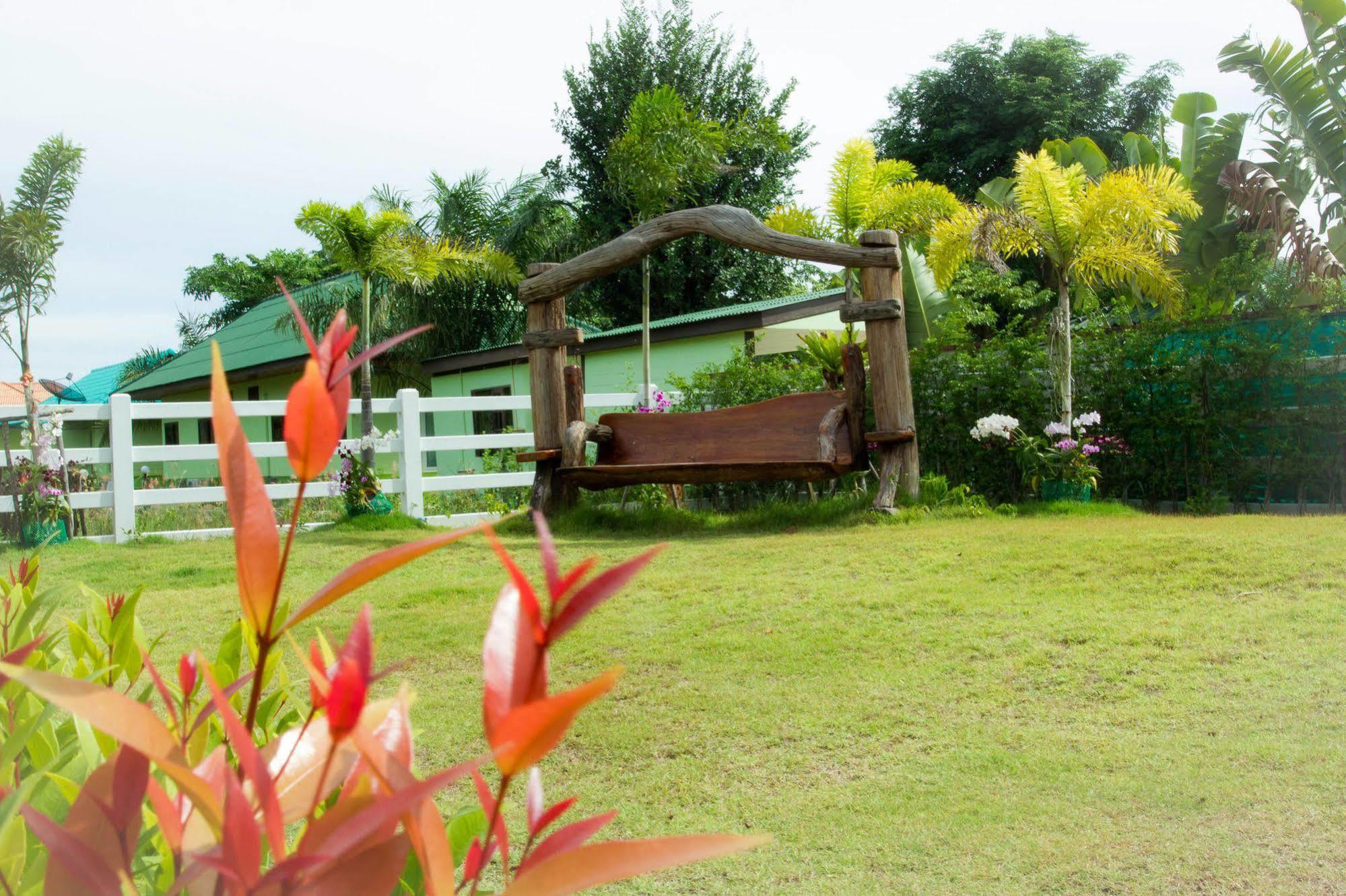 Nam Talay Resort Pran Buri Exterior foto